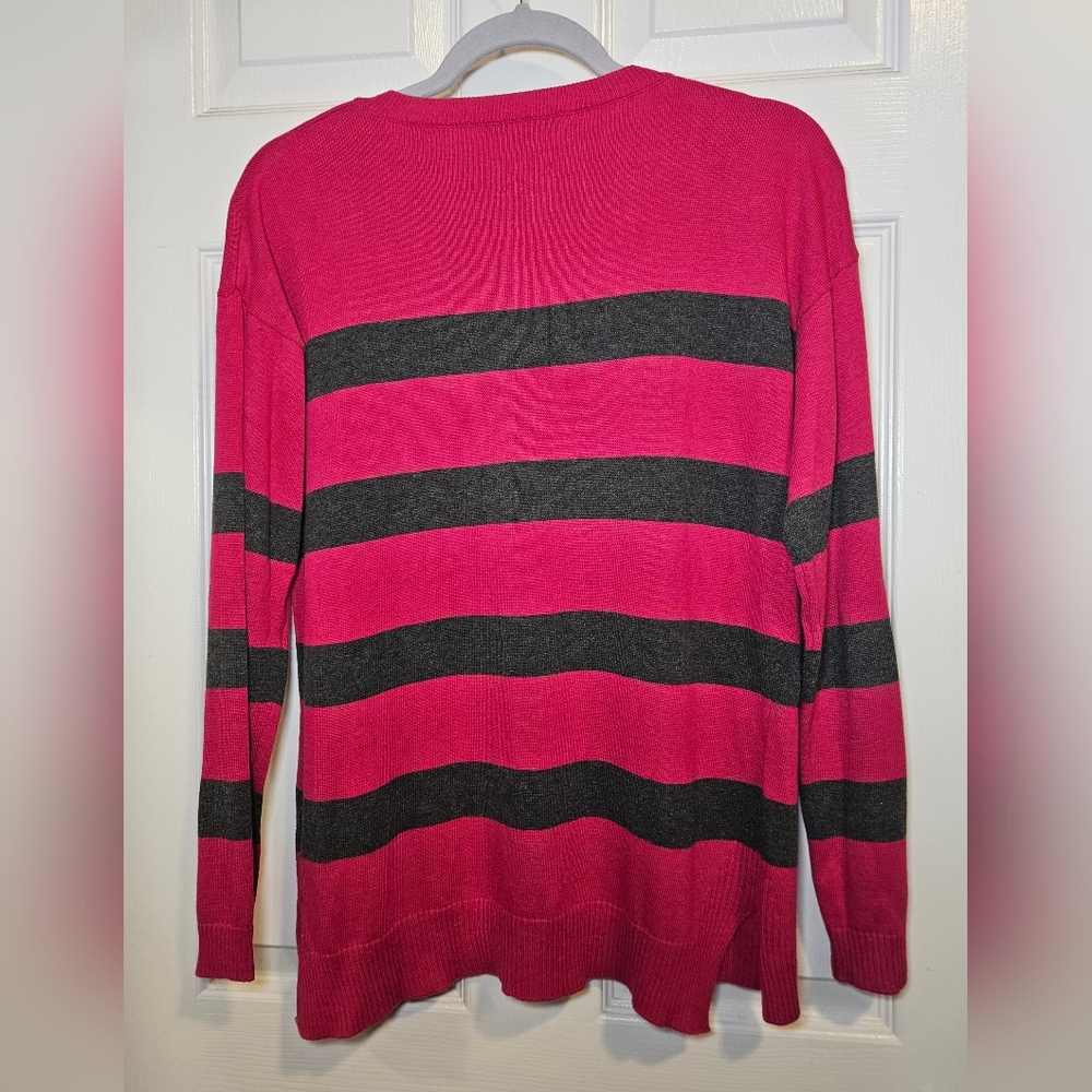 Chadwicks V-Neck Sweater - Pink and Black Striped. Size M - Picture 2 of 5